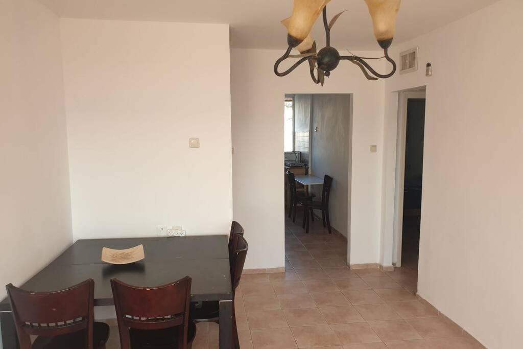 Family Apartment By The Sea Хайфа Екстер'єр фото